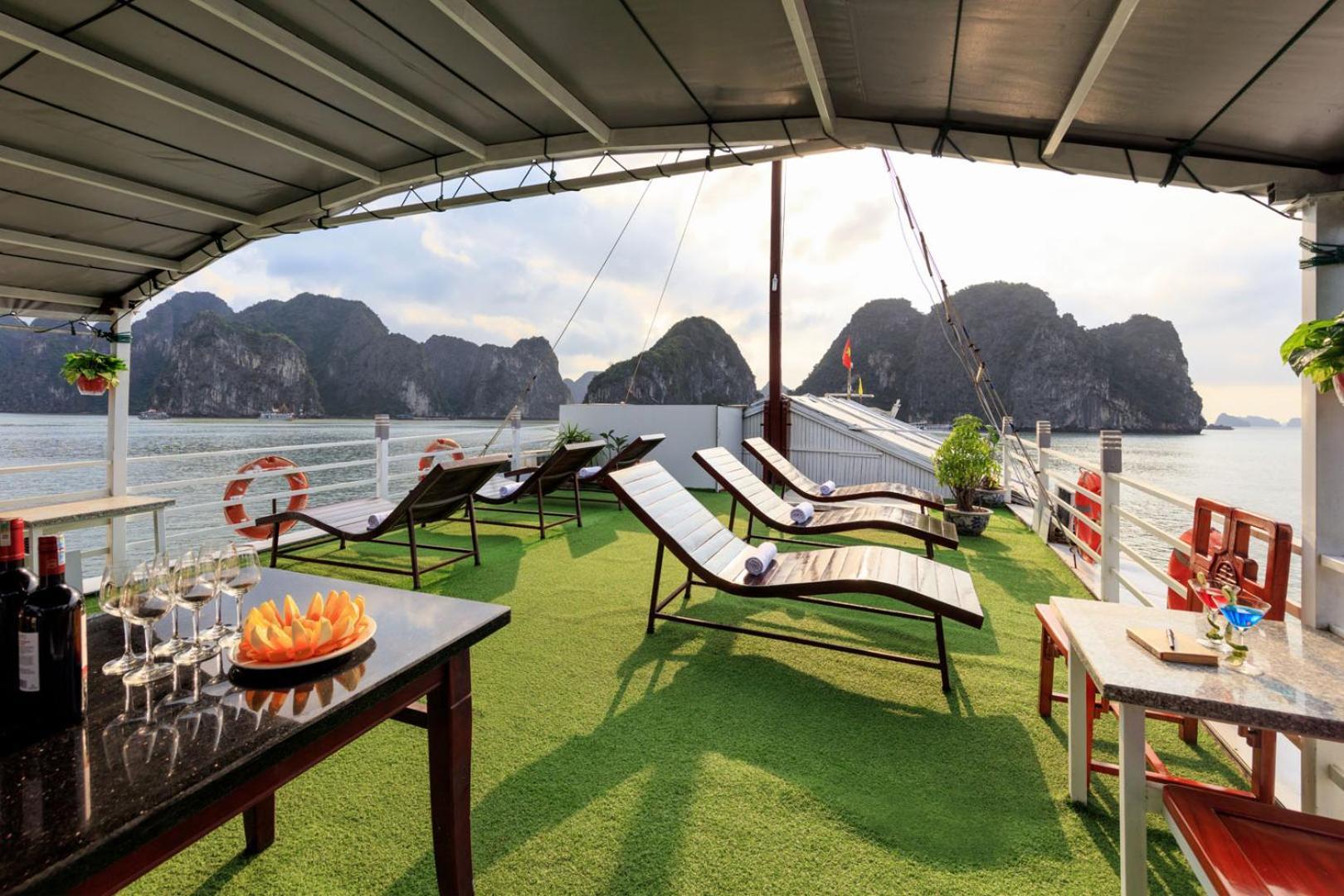 Cozy Bay Classic Cruise Hạ Long Exterior foto