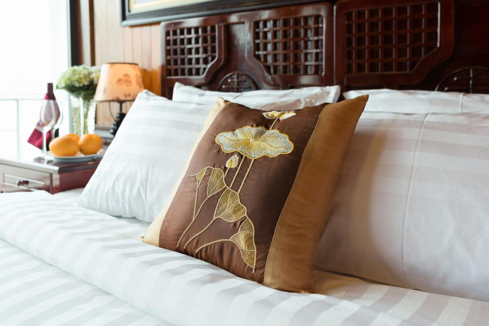 Cozy Bay Classic Cruise Hạ Long Exterior foto